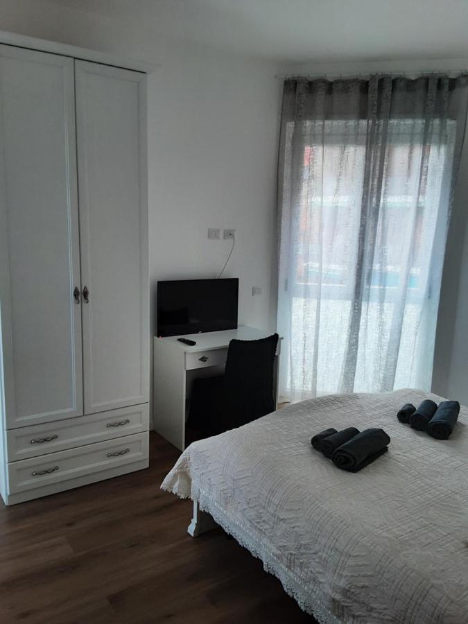 Appartamento Perla Cologno Monzese Bagian luar foto